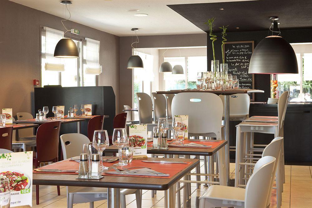 Kyriad Direct Le Havre Est - Gonfreville Restoran foto