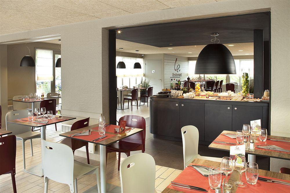 Kyriad Direct Le Havre Est - Gonfreville Restoran foto